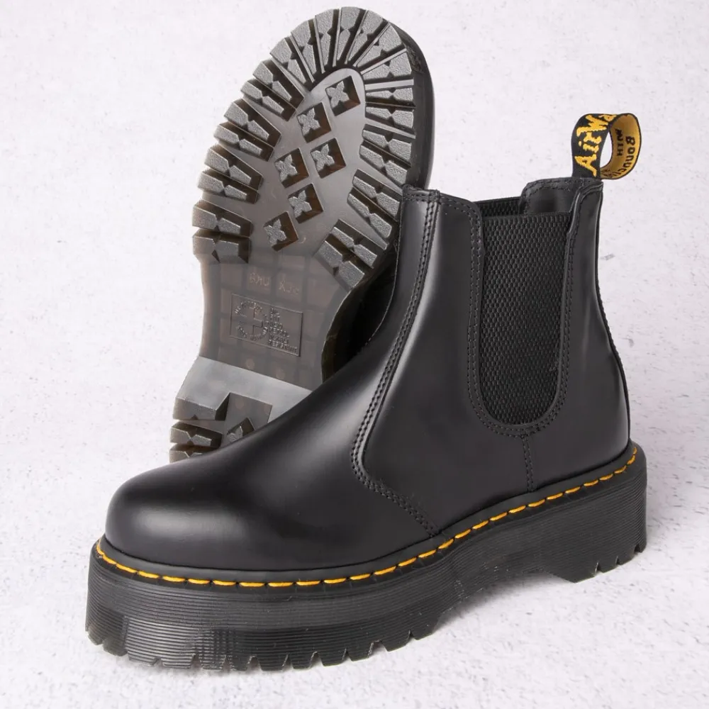 Clearance Dr. Martens 2976 Platform Chelsea Boot - Black