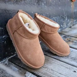 Fashion UGG ® Classic Ultra Mini Boot - Little Kid / Big Kid - Chestnut